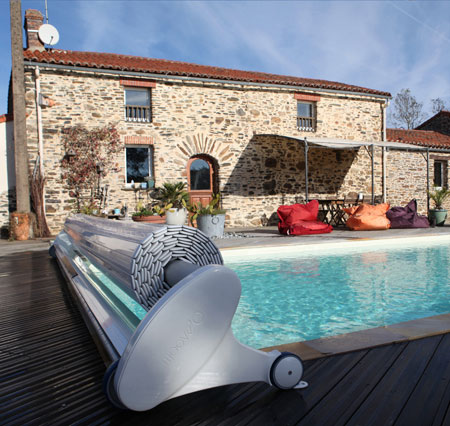 Volet hors sol mobile solaire pour piscine Moove'O de Del